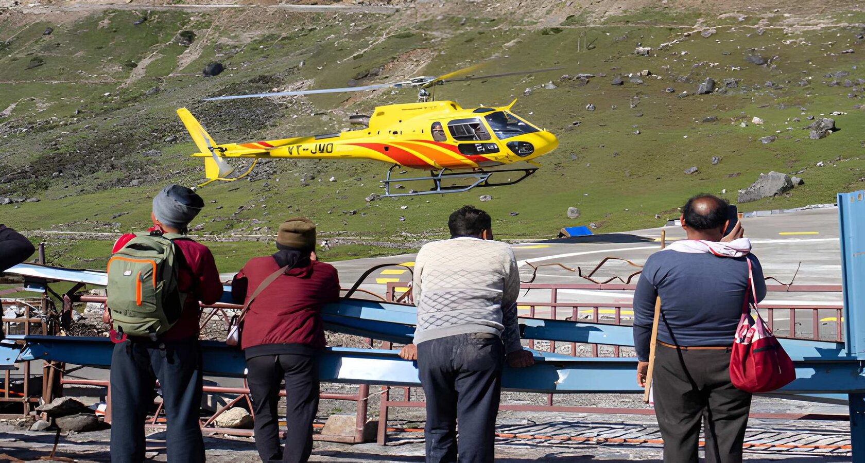 Amarnath Ji Yatra by Helicopter: Amarnath holy cave and the Kashmir valley