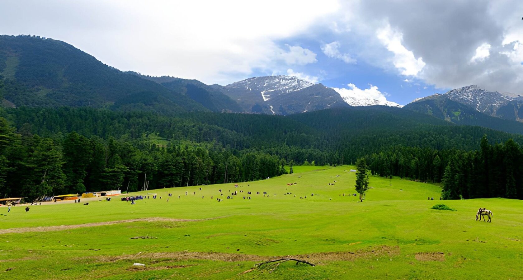 Amarnath Yatra Helicopter Booking from Chennai: Amarnath Yatra helicopter at the Baltal and Pahalgam helipads