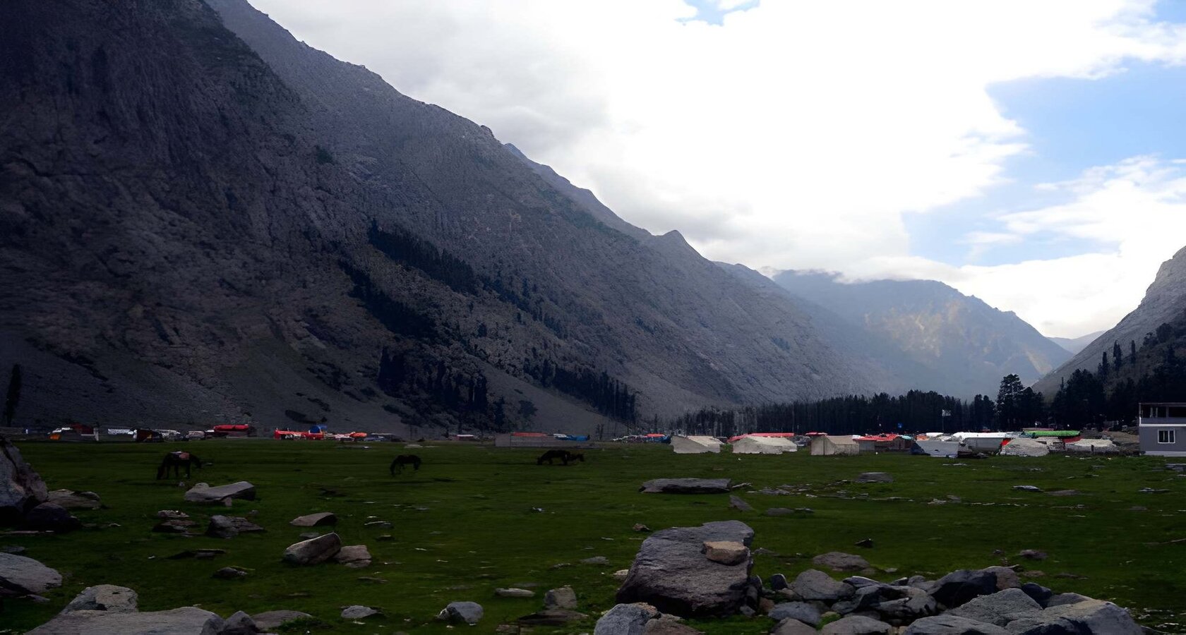 Amarnath Yatra Package from Bhopal by Flight: Amarnath holy cave and the Kashmir valley
