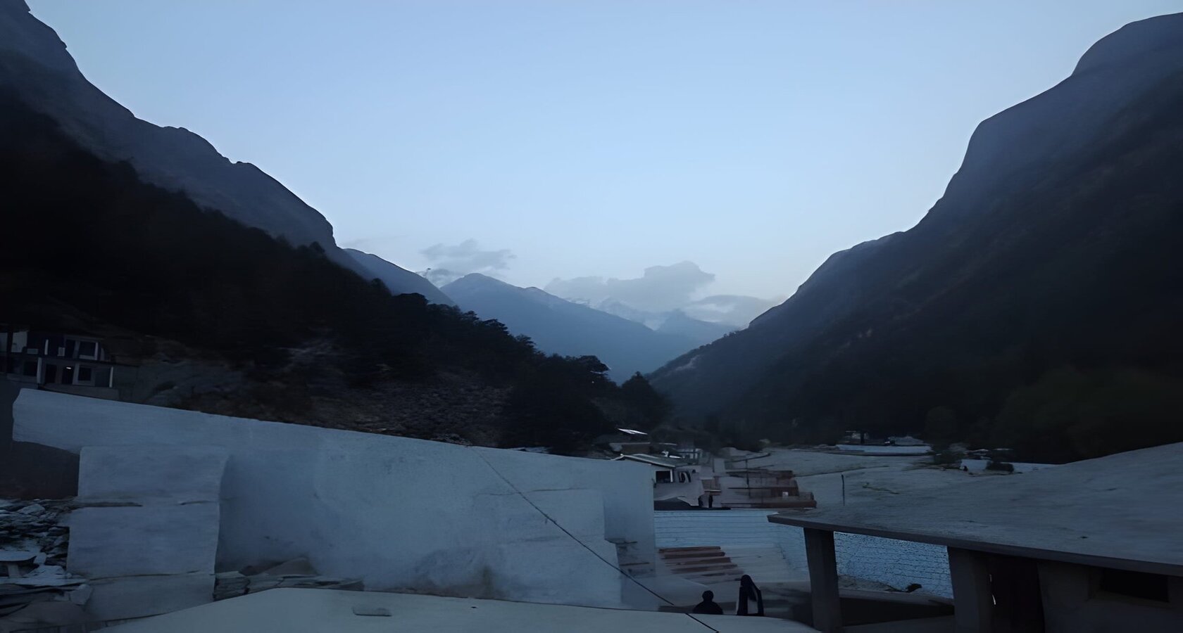 Amarnath Yatra Package from Bokaro by Flight: Amarnath holy cave and the Kashmir valley