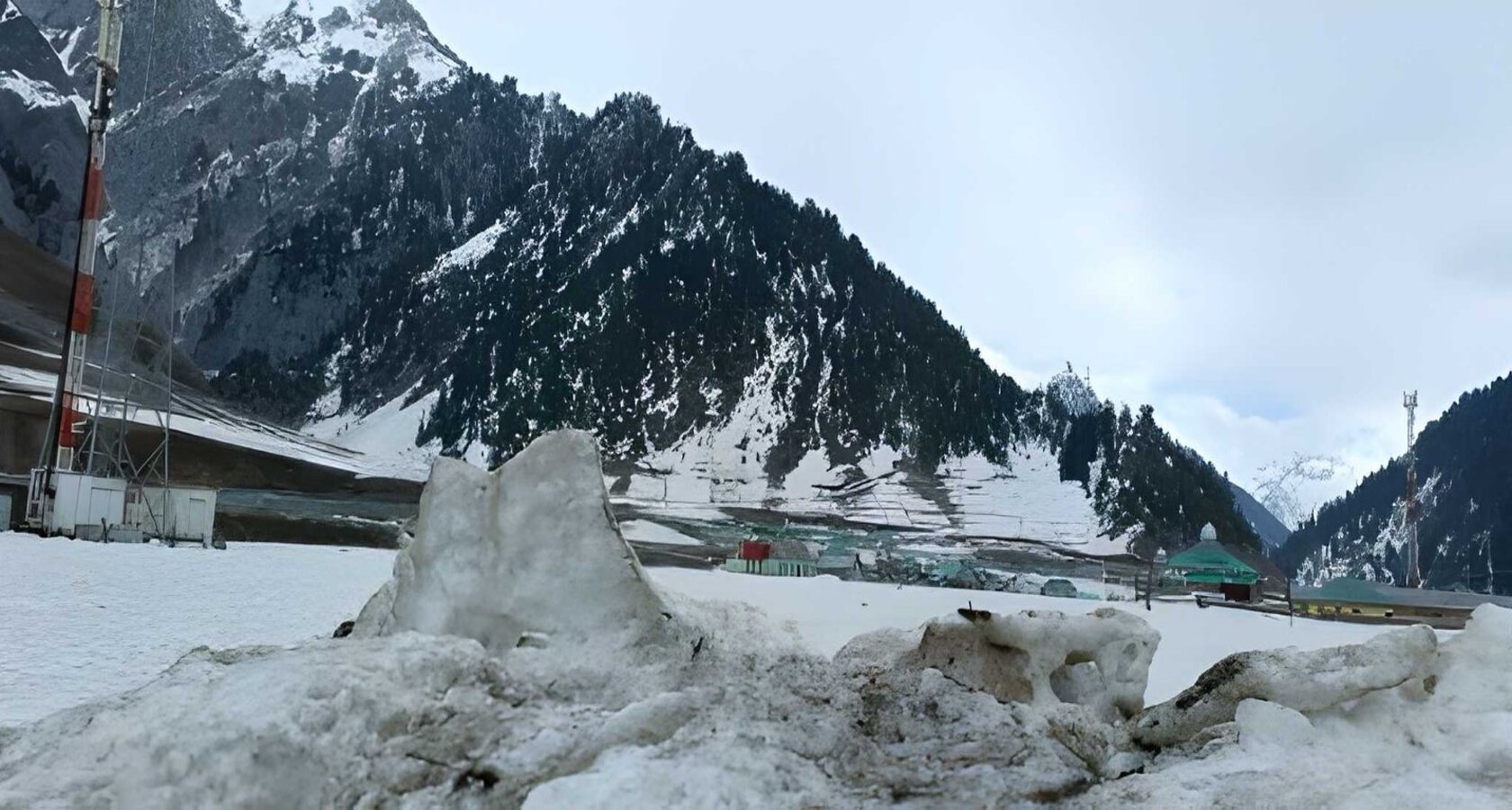 Amarnath Yatra Package from Dhanbad by Flight: Amarnath holy cave and the Kashmir valley