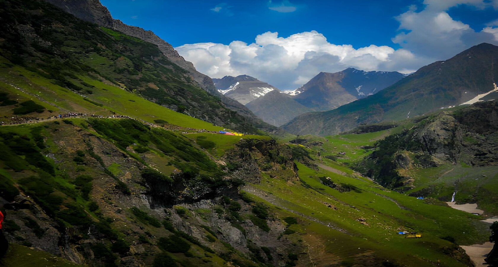 Amarnath Yatra Package from Ghaziabad by Flight: Amarnath holy cave and the Kashmir valley
