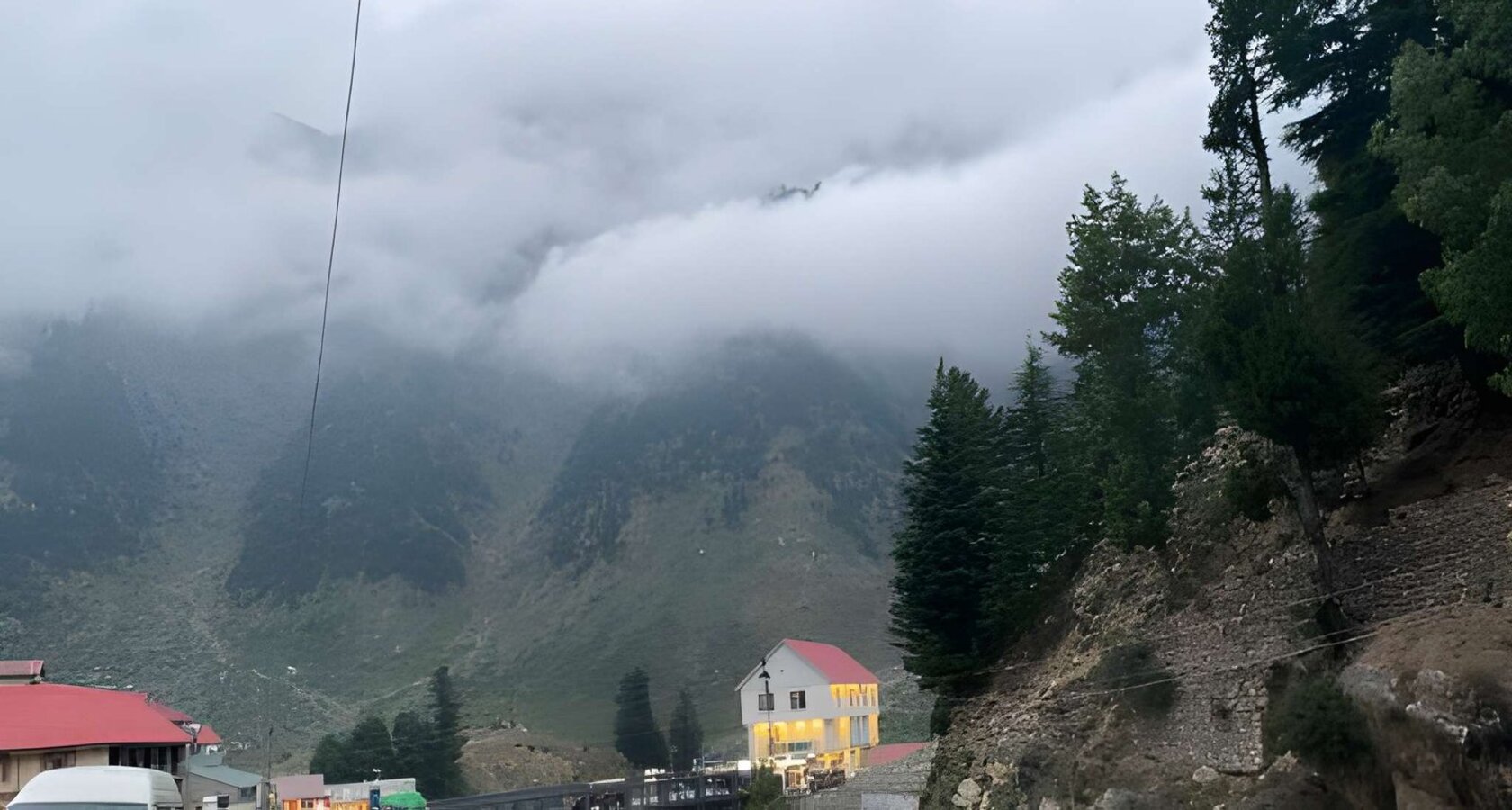 Amarnath Yatra Package from Jammu by Flight: Amarnath holy cave and the Kashmir valley