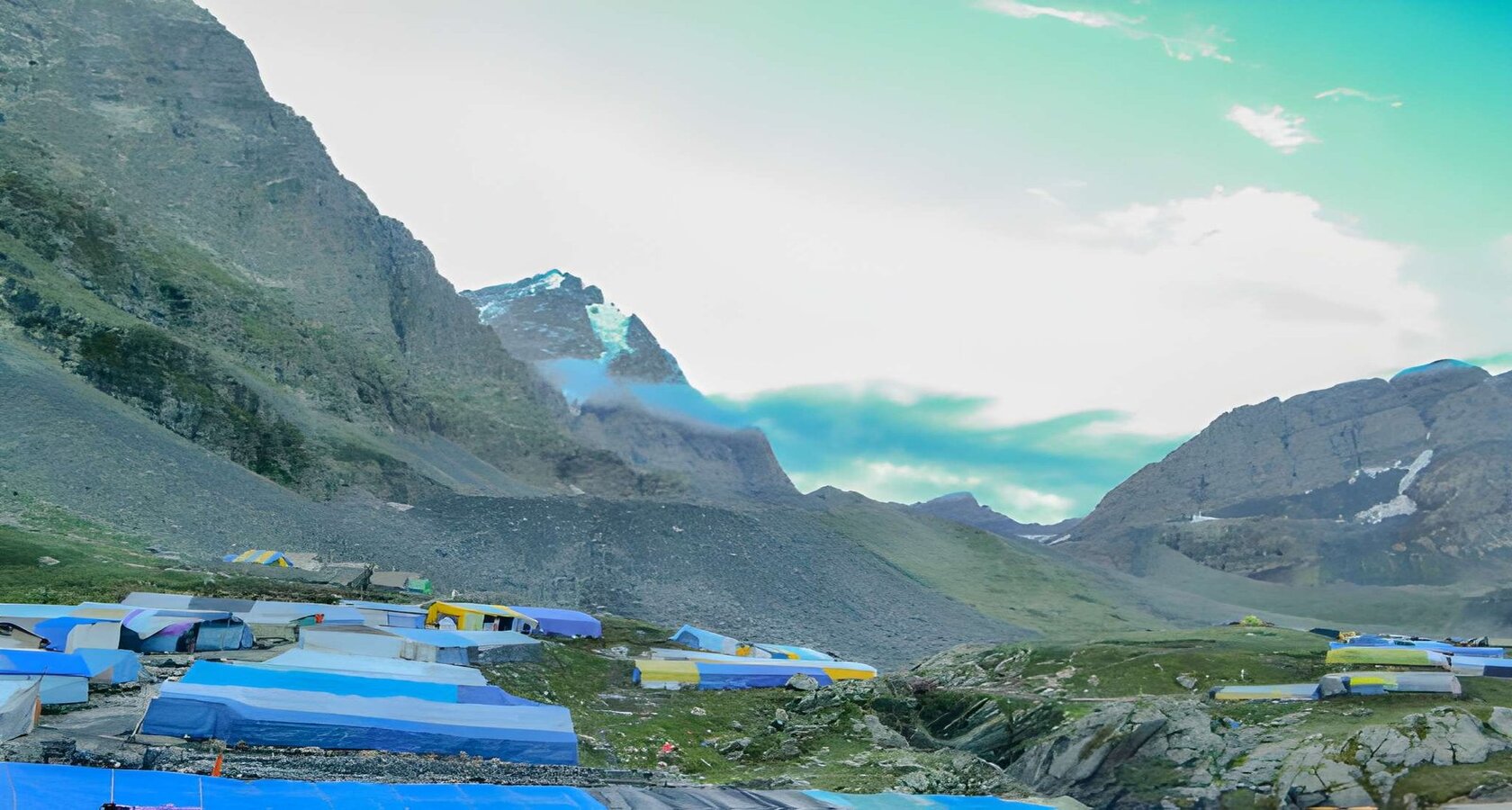 Amarnath Yatra Package from Kolkata by Train: Amarnath holy cave and the Kashmir valley