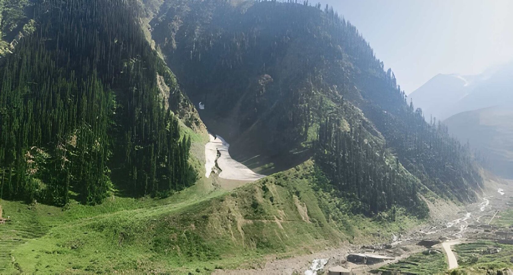 Amarnath Yatra Package from Nashik by Train: Amarnath holy cave and the Kashmir valley