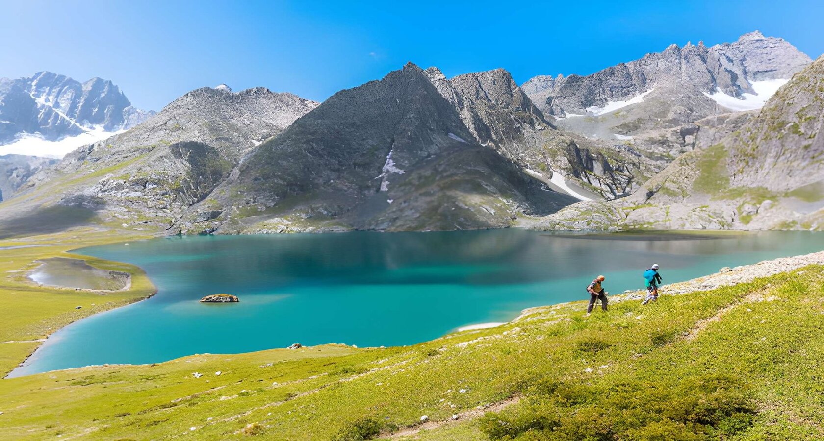 Amarnath Yatra Package from Udaipur by Train: Amarnath holy cave and the Kashmir valley