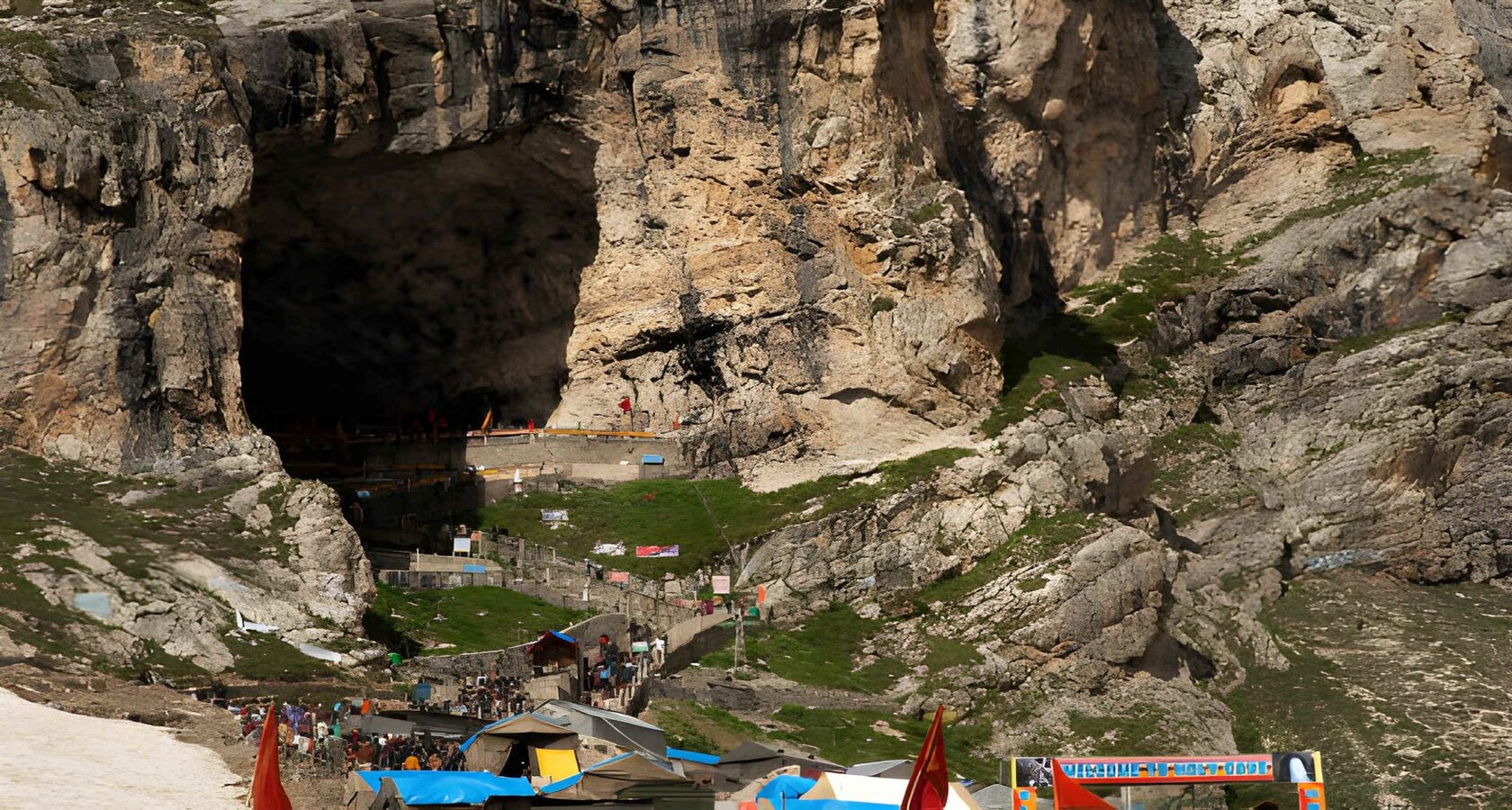 Amarnath Yatra Tour Package from Jamshedpur: Amarnath holy cave and the Kashmir valley
